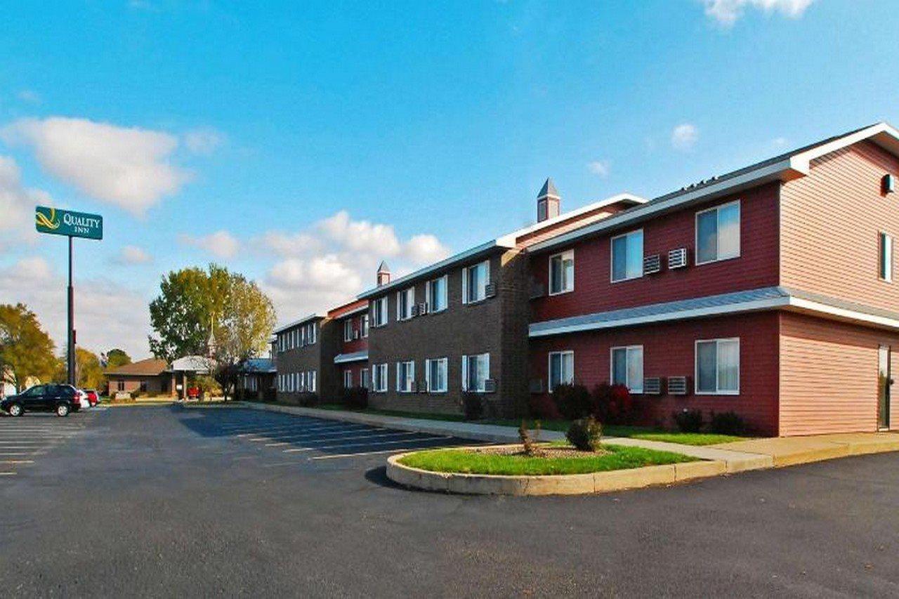 & Hotel 2*